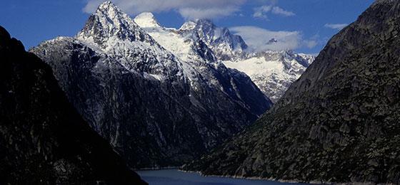 The image shows Lake Grimsel.